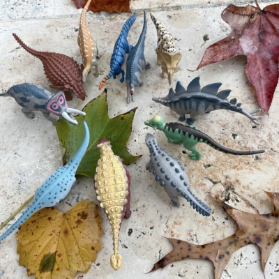 Realistic herbivorous dinosaur figurines for dinosaur classification and STEM learning