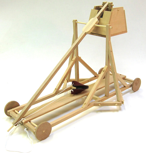8.10_trebuchet.jpg?itok=BWv1-Zxy