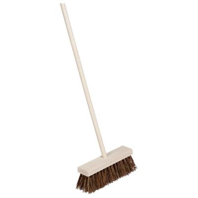 Outdoor Broom with Wooden Handle: Coarse Natural